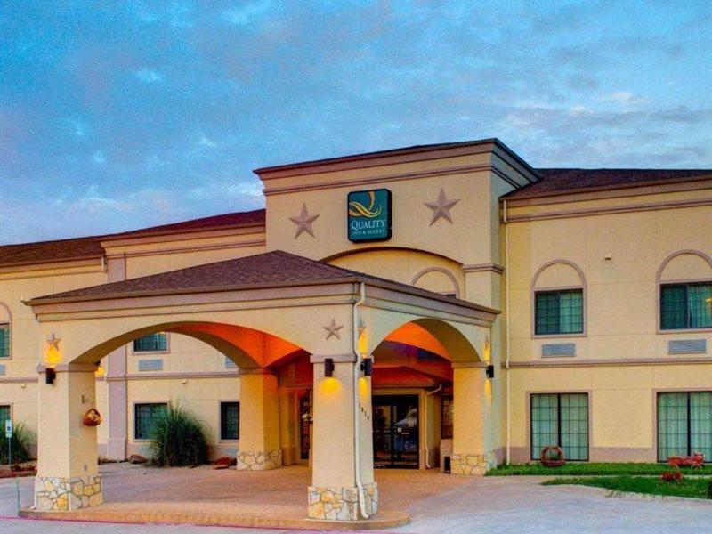 Quality Inn & Suites - Glen Rose Buitenkant foto