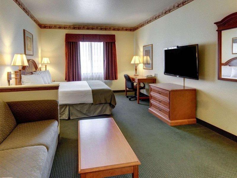 Quality Inn & Suites - Glen Rose Buitenkant foto