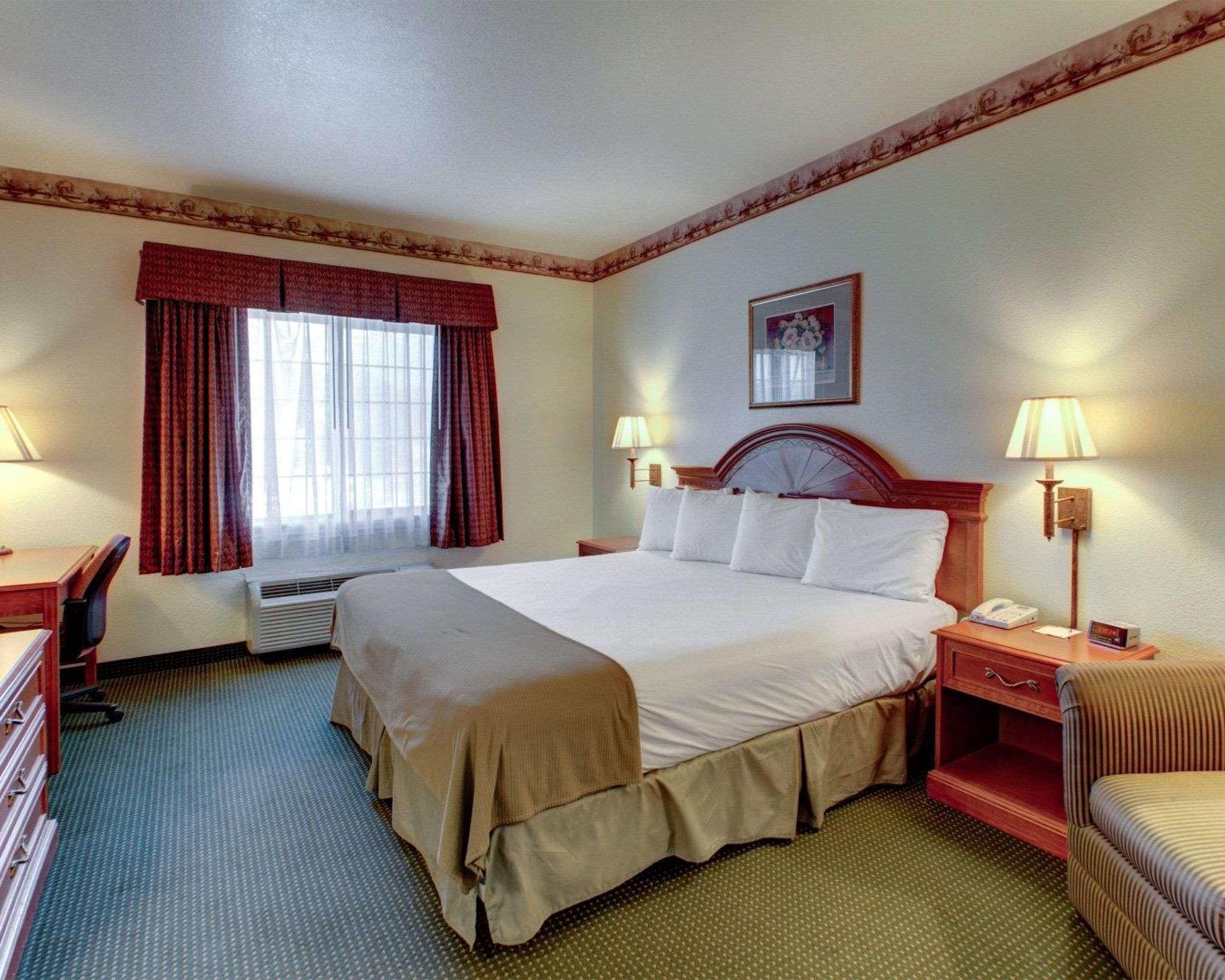 Quality Inn & Suites - Glen Rose Buitenkant foto