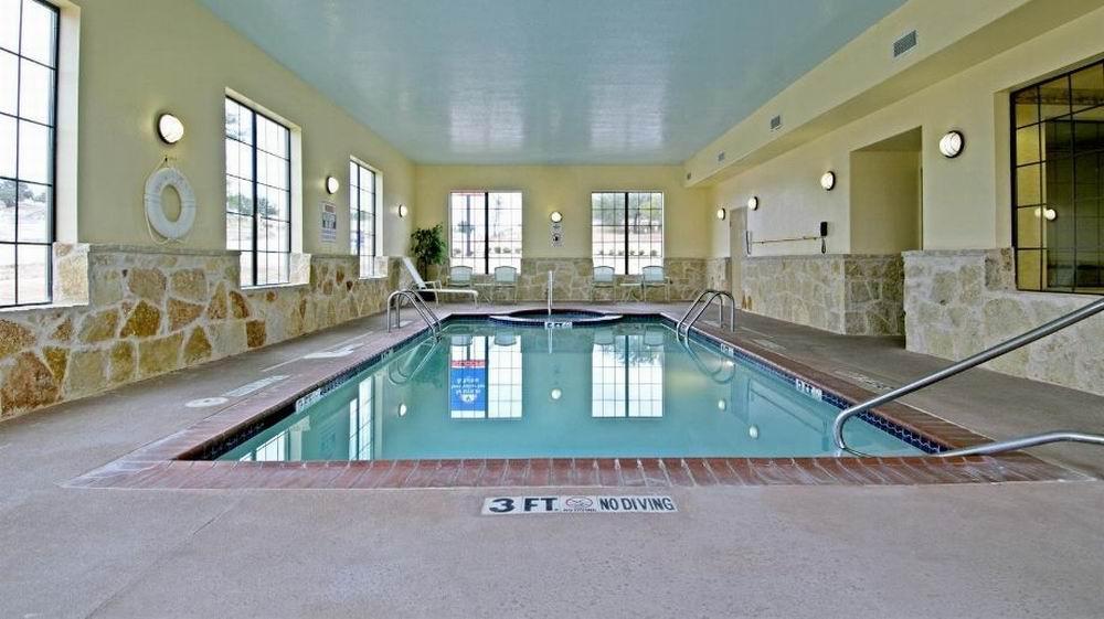 Quality Inn & Suites - Glen Rose Buitenkant foto