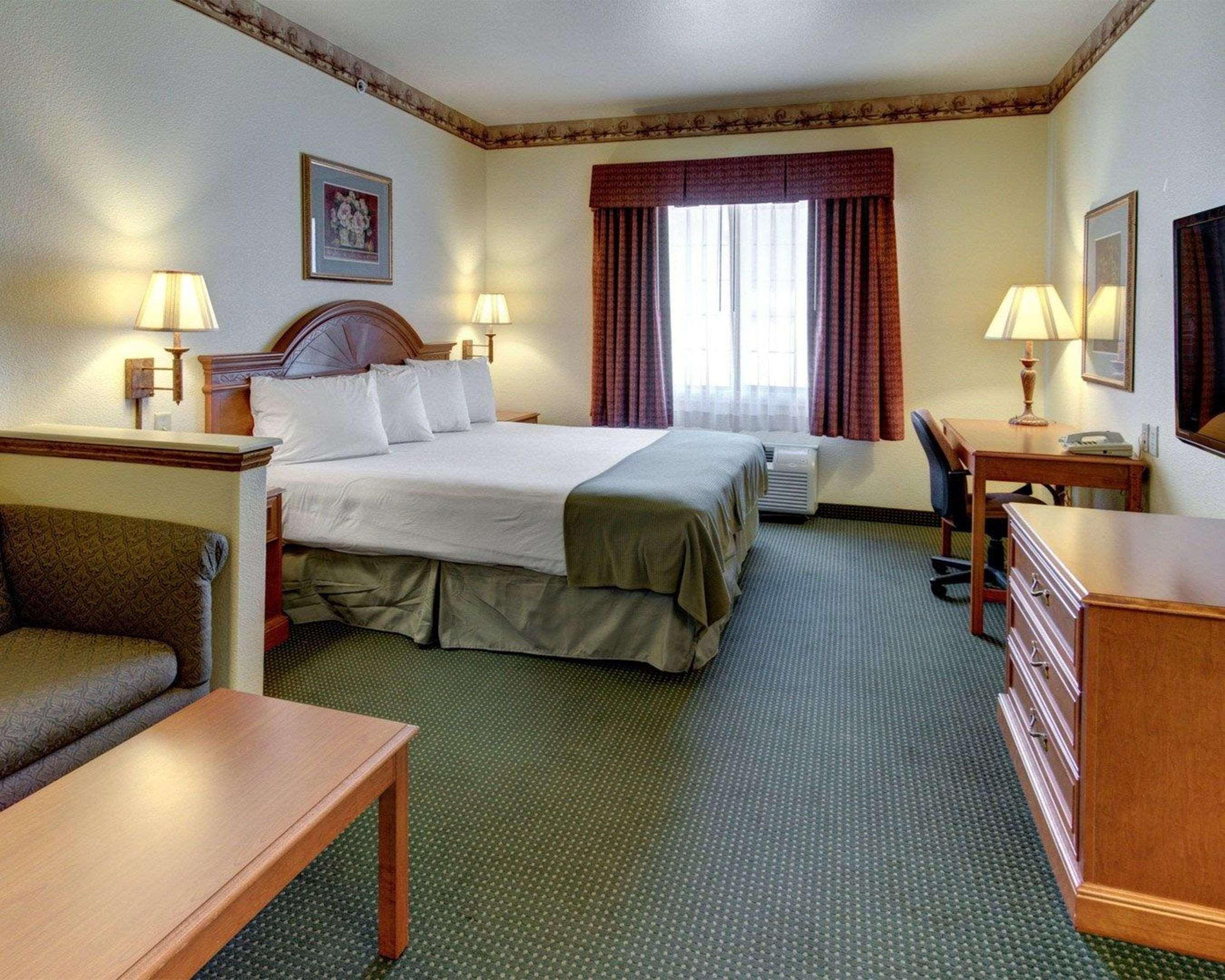 Quality Inn & Suites - Glen Rose Buitenkant foto