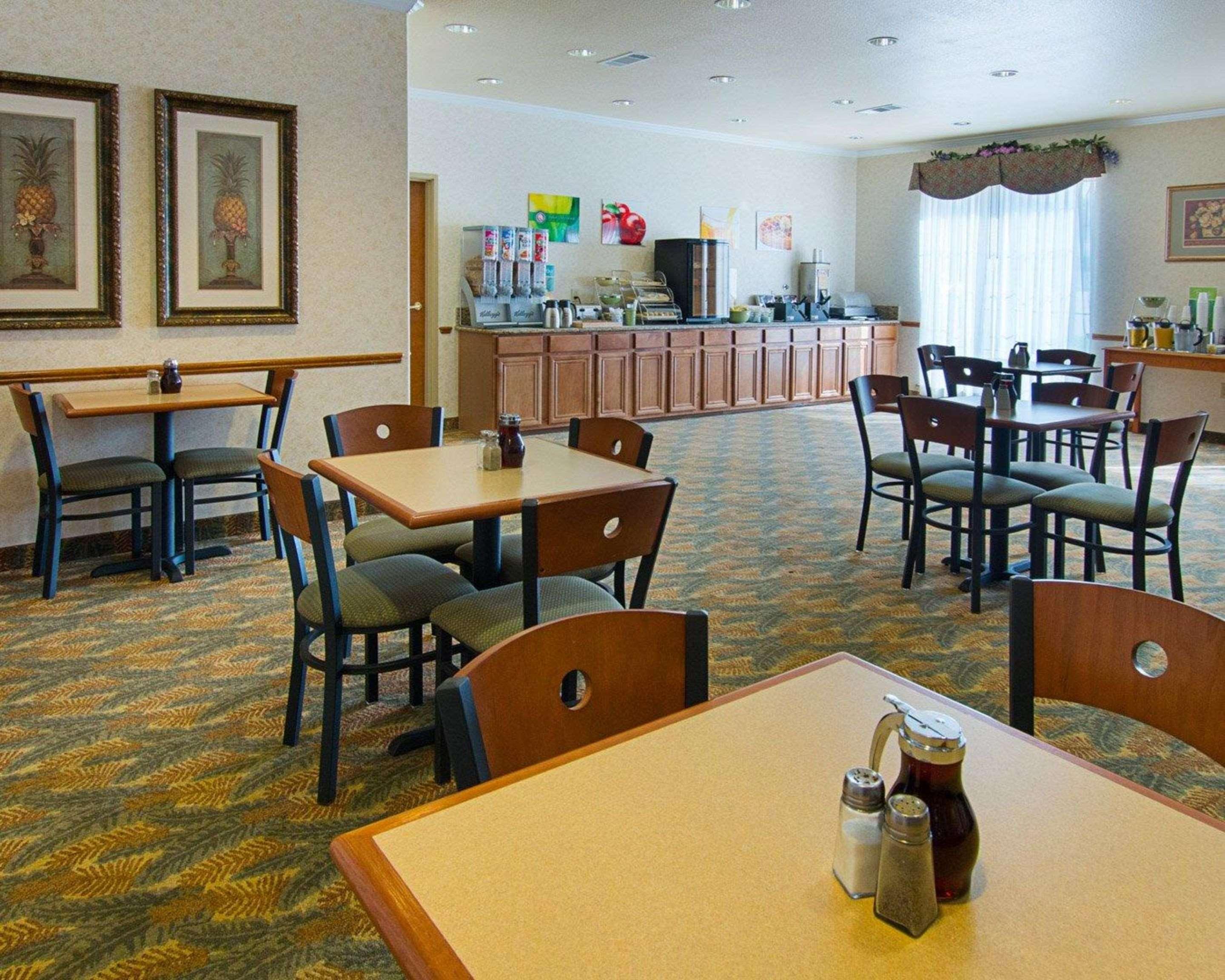 Quality Inn & Suites - Glen Rose Buitenkant foto