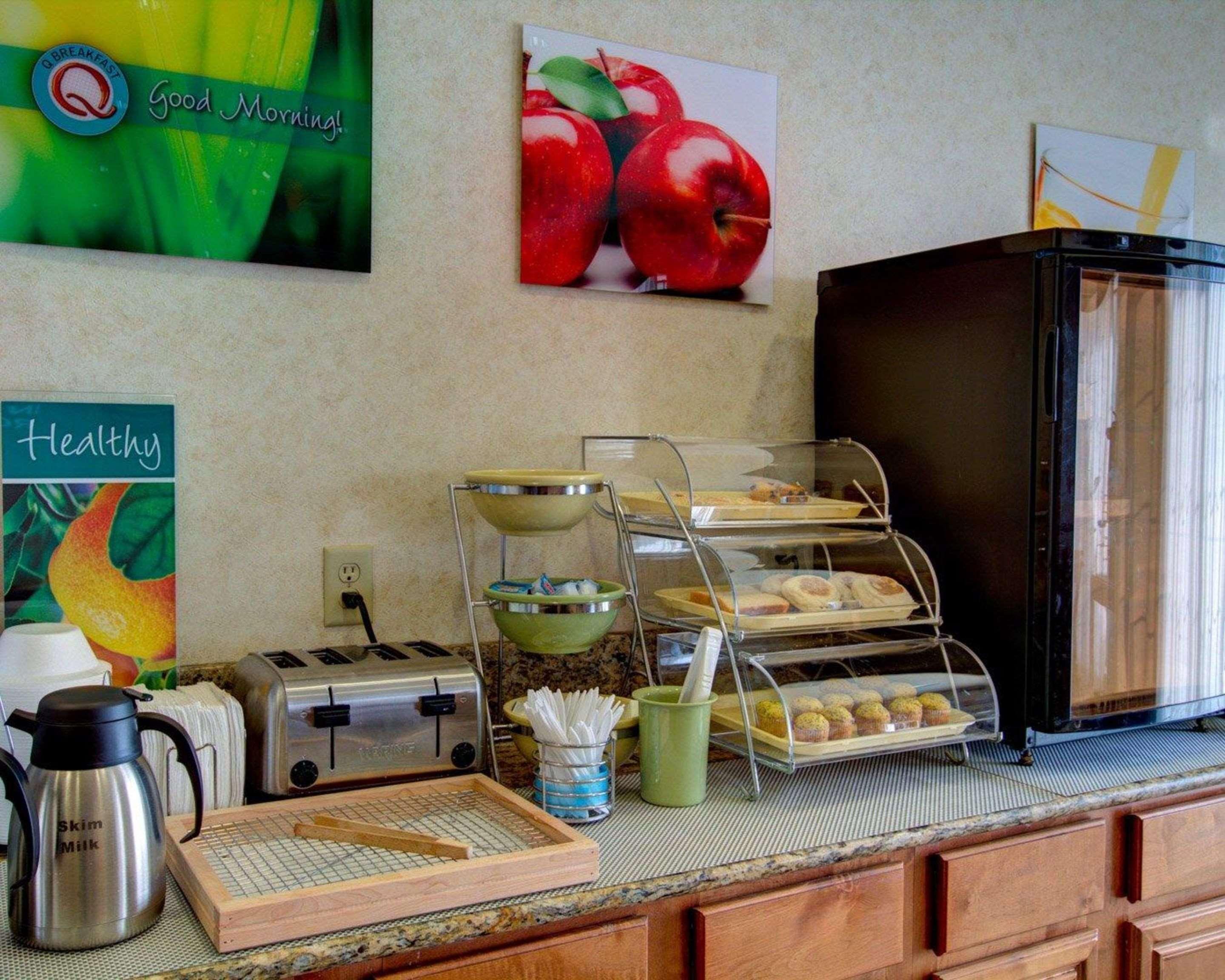 Quality Inn & Suites - Glen Rose Buitenkant foto