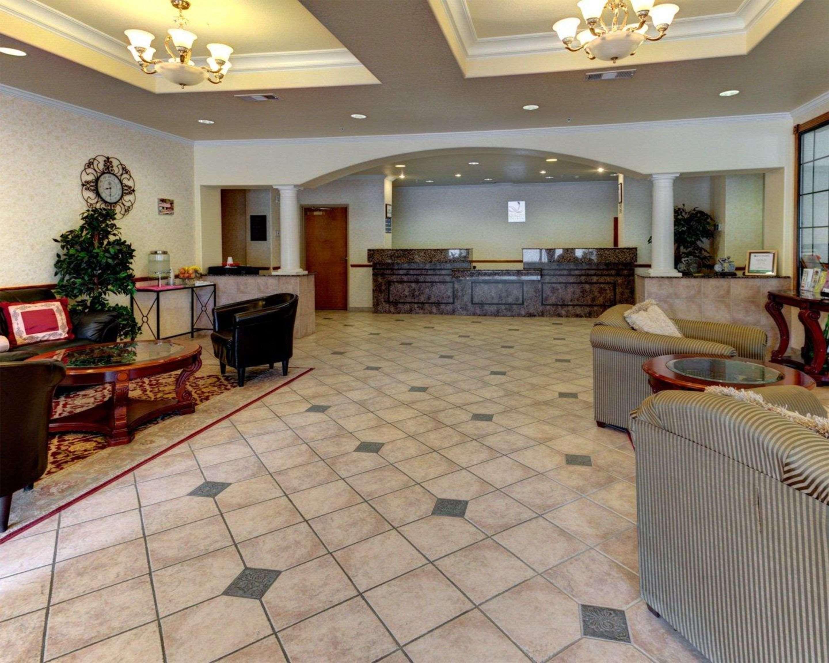 Quality Inn & Suites - Glen Rose Buitenkant foto